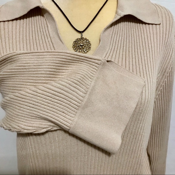 ❌SOLD❌ Avenue Beige Collar Pullover Top Women 18/20 (1X) - Picture 4 of 11